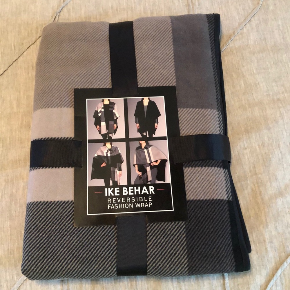 Reversible Fashion Wrap